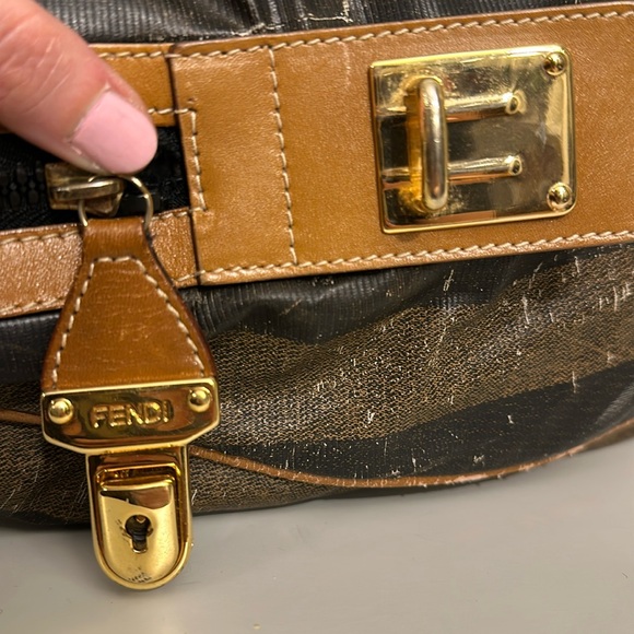 Vintage Fendi Pecan Weekender - Picture 6 of 17